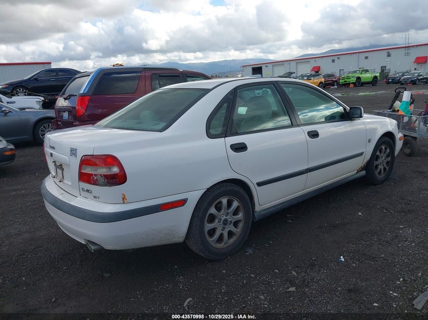 YV1VS29581F722707 2001 VOLVO S40 photo no. 4