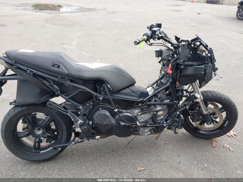 2017 BMW C650 Sport VIN: WB10C1408HZ314961 Lot: 43571012