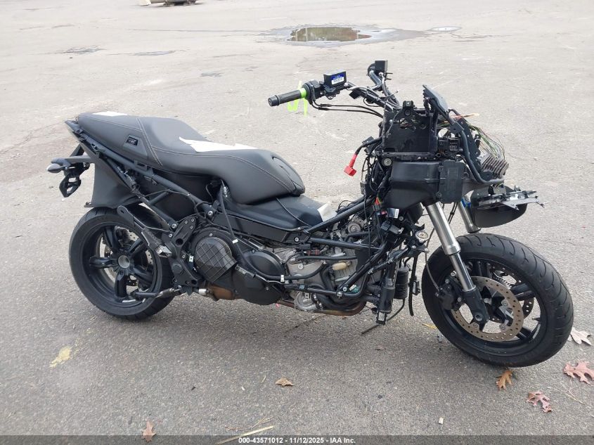 2017 BMW C650 Sport VIN: WB10C1408HZ314961 Lot: 43571012