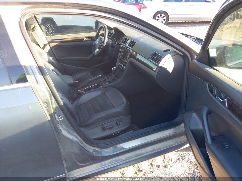 2015 Volkswagen Passat 2.0L Tdi Sel Premium