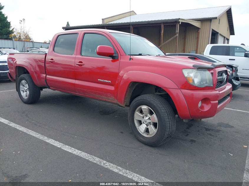 TOYOTA TACOMA BASE V6