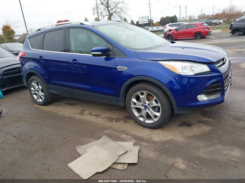 FORD ESCAPE TITANIUM