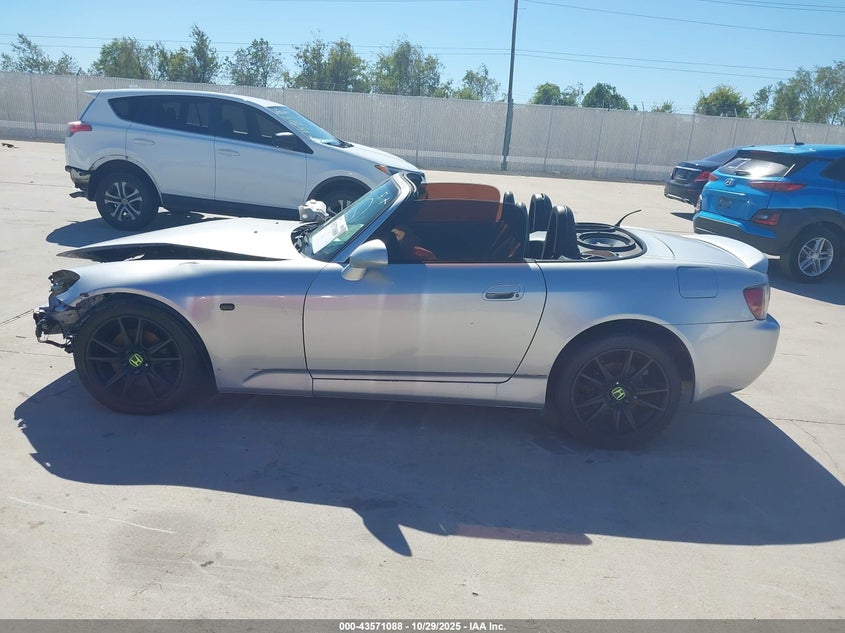 2002 Honda S2000 Base (M6) VIN: JHMAP11452T004665 Lot: 43571088