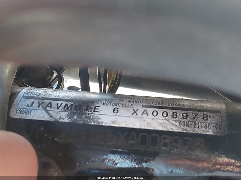 1999 Yamaha Xvs65 A VIN: JYAVM01E6XA008978 Lot: 43571178