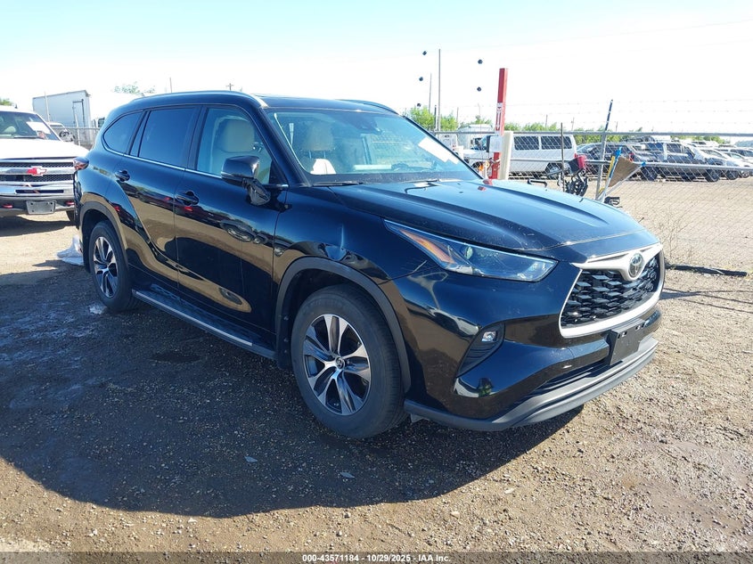 TOYOTA HIGHLANDER XLE