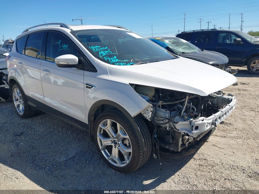 FORD ESCAPE TITANIUM