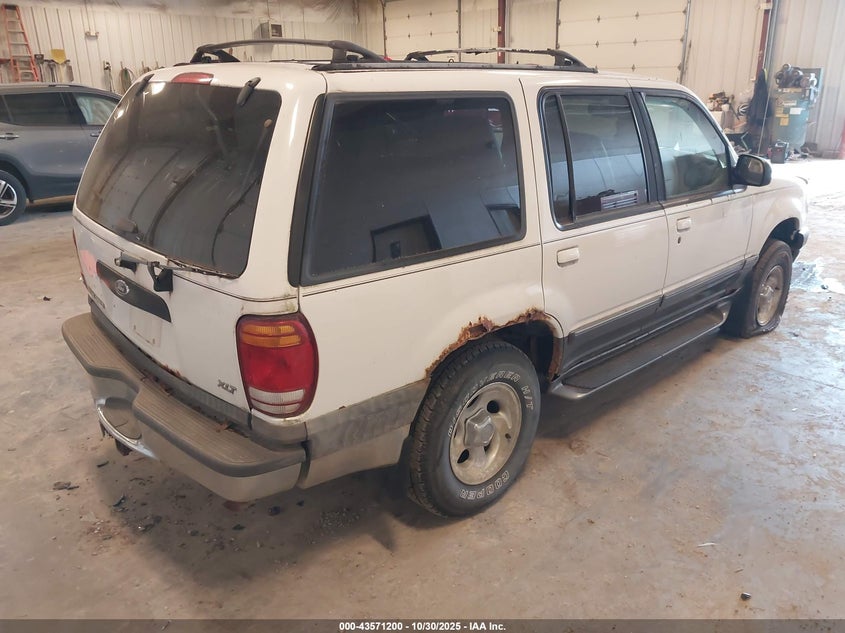 1FMZU34E4XUA22424 1999 FORD EXPLORER photo no. 4