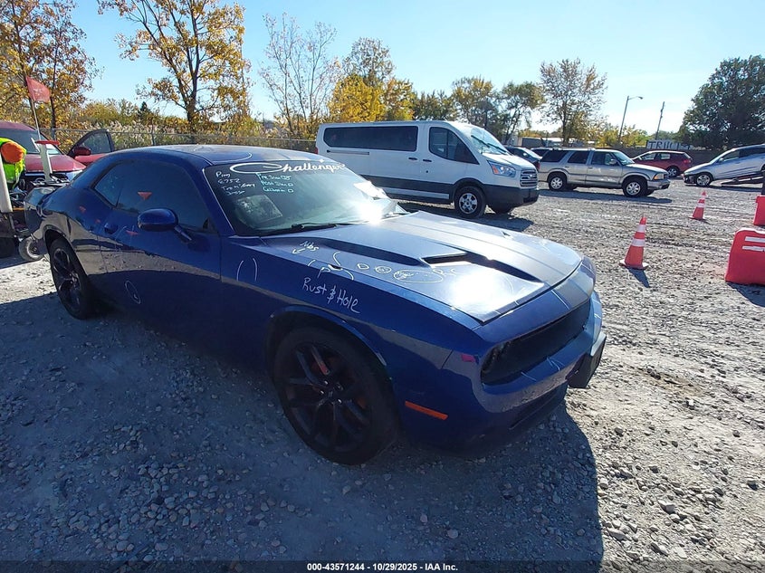 DODGE CHALLENGER SXT