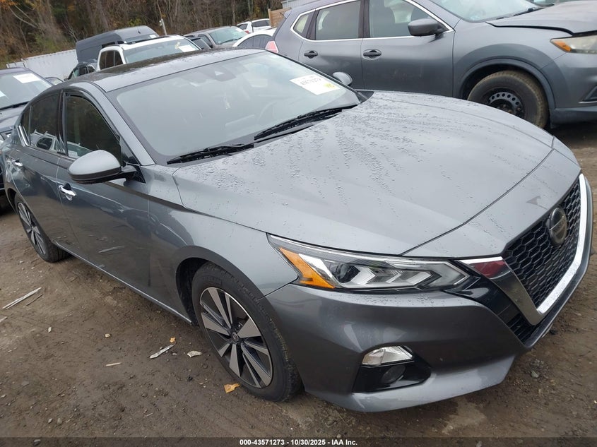 NISSAN ALTIMA SL FWD