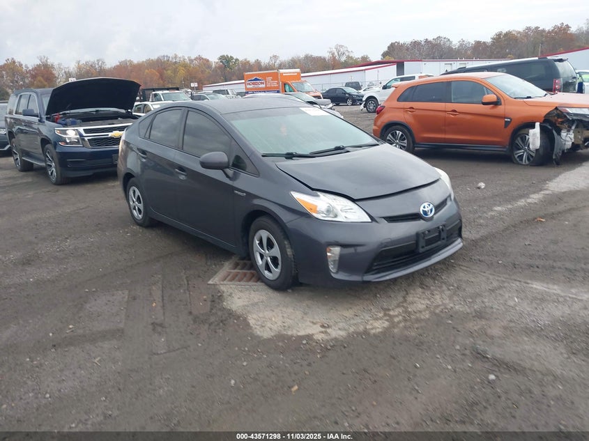 TOYOTA PRIUS THREE