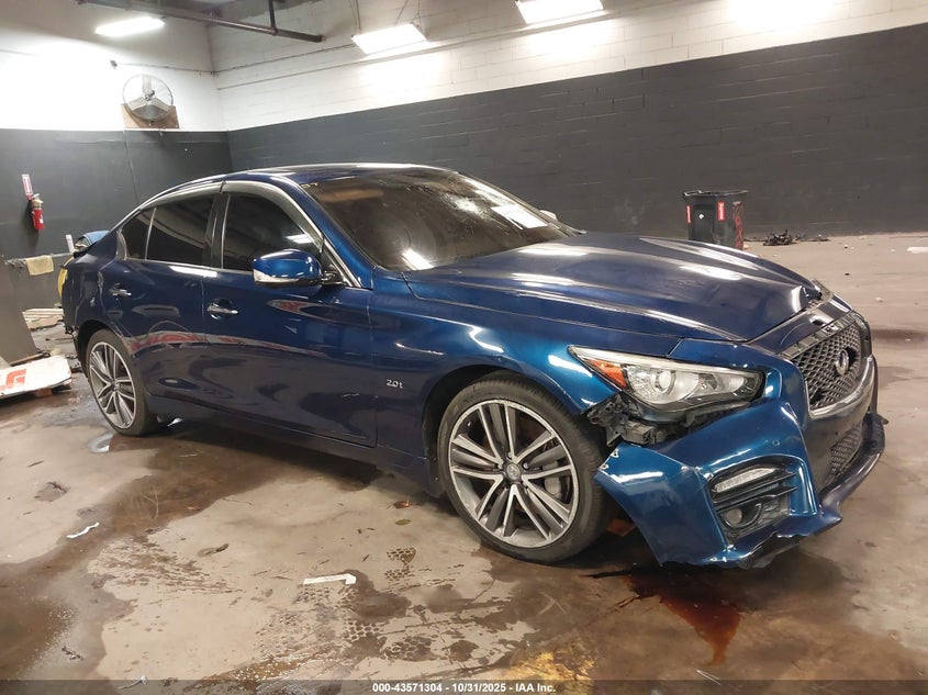 INFINITI Q50 2.0T SPORT