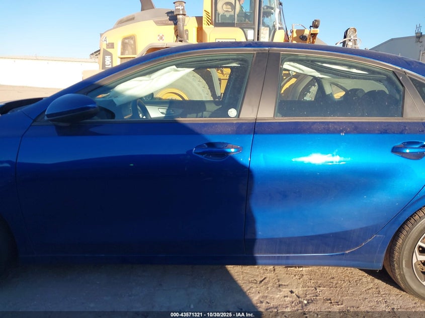 2024 Kia Forte Lxs VIN: 3KPF24AD9RE757108 Lot: 43571321