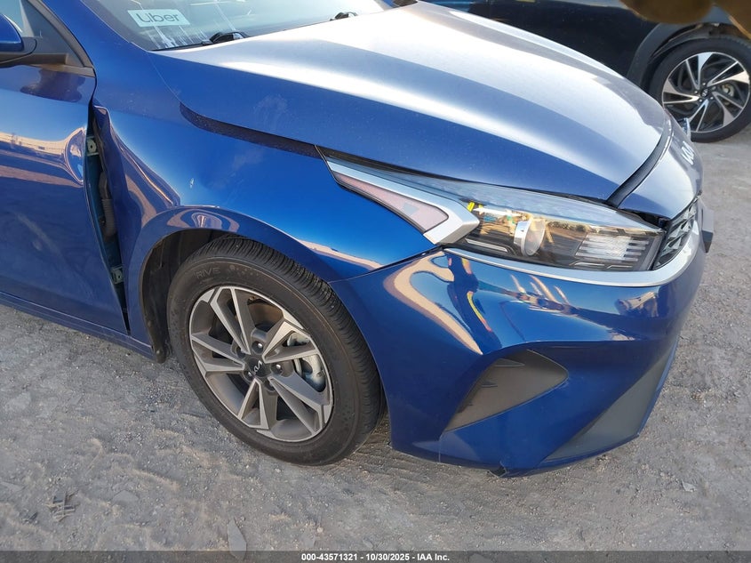 2024 Kia Forte Lxs VIN: 3KPF24AD9RE757108 Lot: 43571321