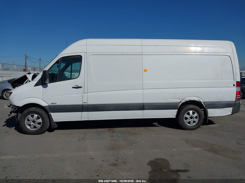 2010 Mercedes-Benz Sprinter Van 2500 High Roof VIN: WD3PE8CC8A5463412 Lot: 43571400