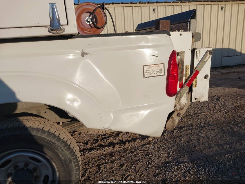 2011 Ford F-250 Xl VIN: 1FTBF2A68BEC58469 Lot: 43571461