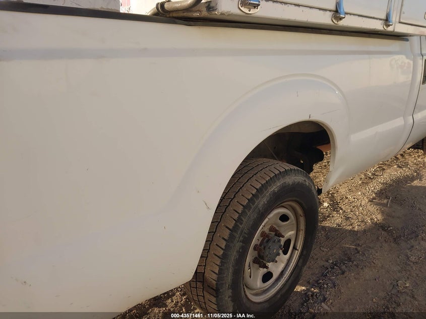 2011 Ford F-250 Xl VIN: 1FTBF2A68BEC58469 Lot: 43571461