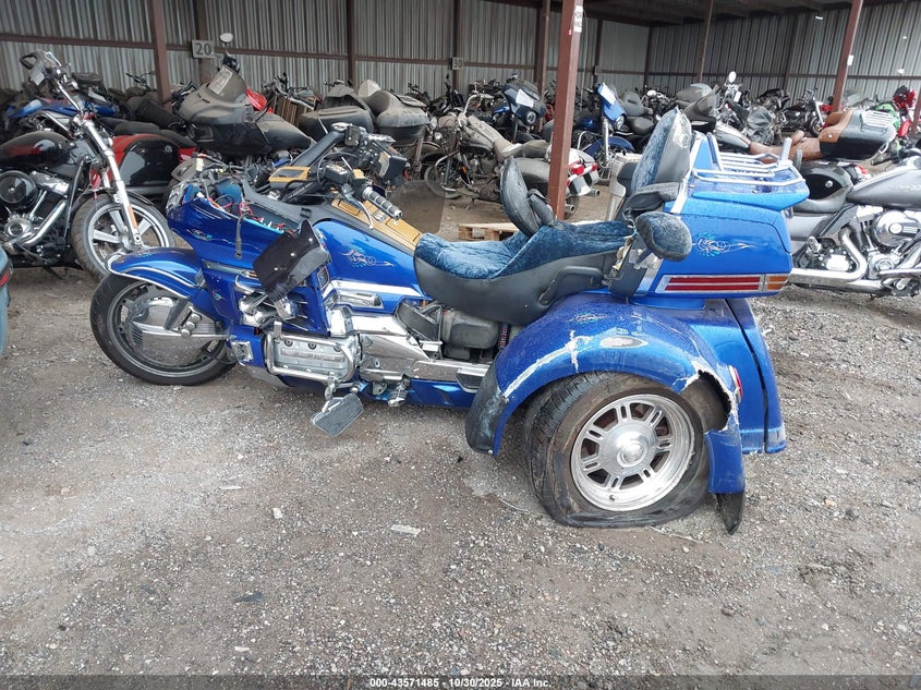 1996 Honda Gl1500 A/2 VIN: 1HFSC2204TA801429 Lot: 43571485
