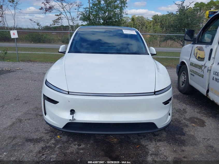 2026 Tesla Model Y Long Range Dual Motor All-Wheel Drive VIN: 7SAYGDED8TA464483 Lot: 43571507