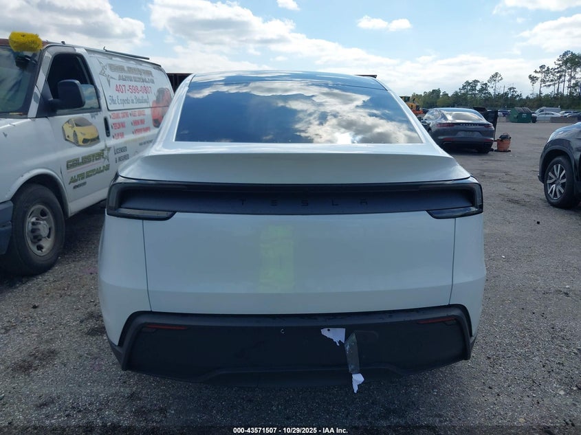 2026 Tesla Model Y Long Range Dual Motor All-Wheel Drive VIN: 7SAYGDED8TA464483 Lot: 43571507