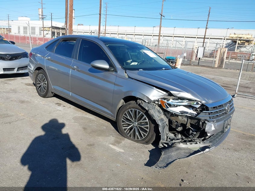 VOLKSWAGEN JETTA 1.4T R-LINE/1.4T S/SE