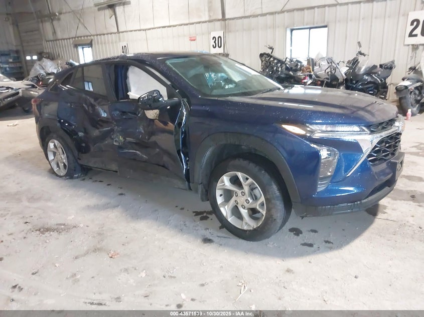 CHEVROLET TRAX FWD SP