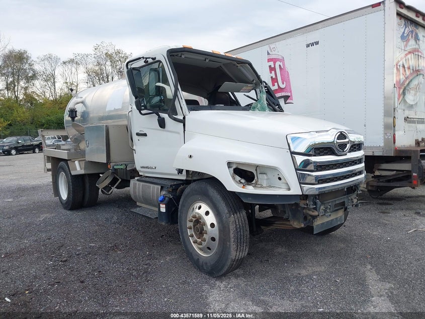 2021 HINO 268/338