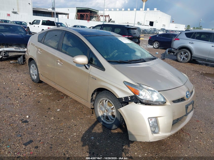 TOYOTA PRIUS THREE
