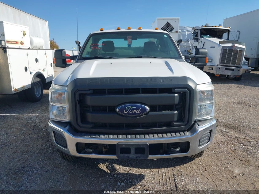 2016 Ford F-350 Chassis Xl VIN: 1FDRF3HTXGEB33573 Lot: 43571656