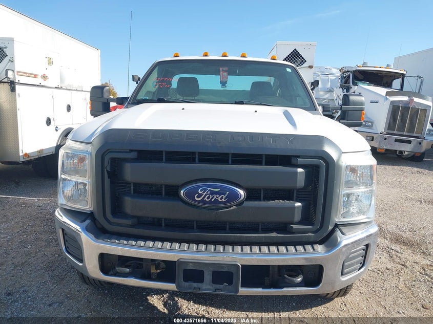 2016 Ford F-350 Chassis Xl VIN: 1FDRF3HTXGEB33573 Lot: 43571656
