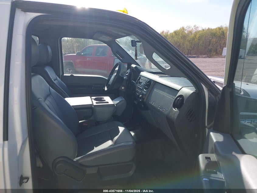 2016 Ford F-350 Chassis Xl VIN: 1FDRF3HTXGEB33573 Lot: 43571656