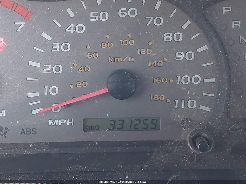 2001 Toyota Sequoia Limited V8 VIN: 5TDBT48A31S009018 Lot: 43571673