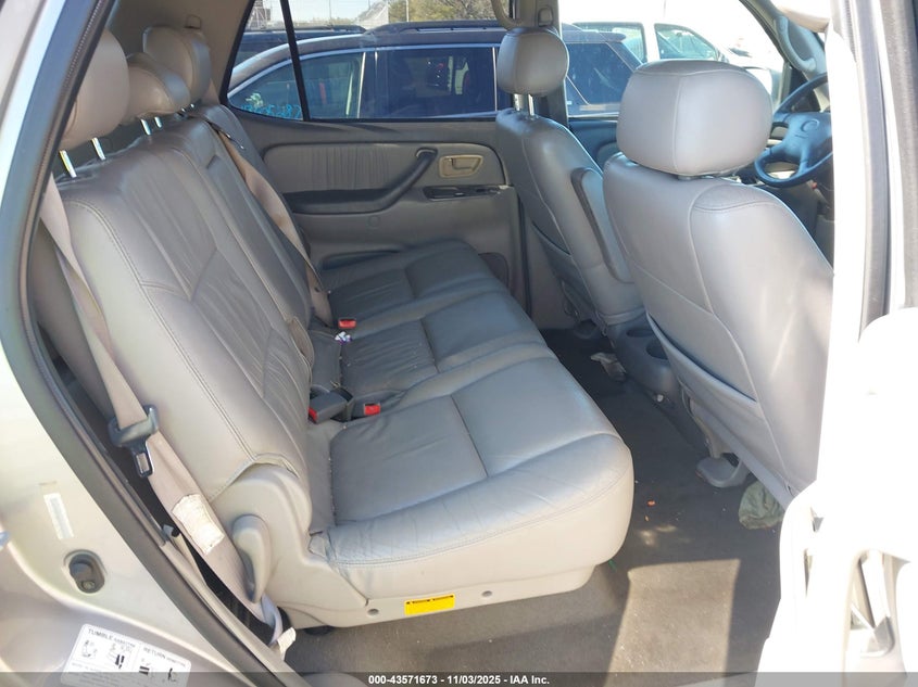 2001 Toyota Sequoia Limited V8 VIN: 5TDBT48A31S009018 Lot: 43571673