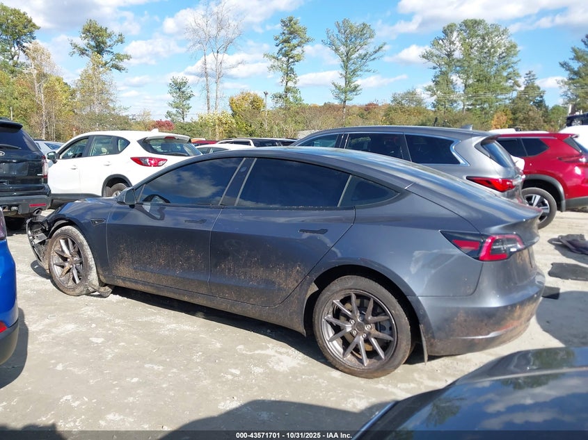 2021 Tesla Model 3 Standard Range Plus Rear-Wheel Drive VIN: 5YJ3E1EA4MF094574 Lot: 43571701