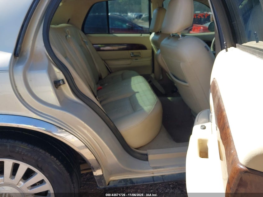 2007 Mercury Grand Marquis Ls VIN: 2MEHM75V07X609118 Lot: 43571726