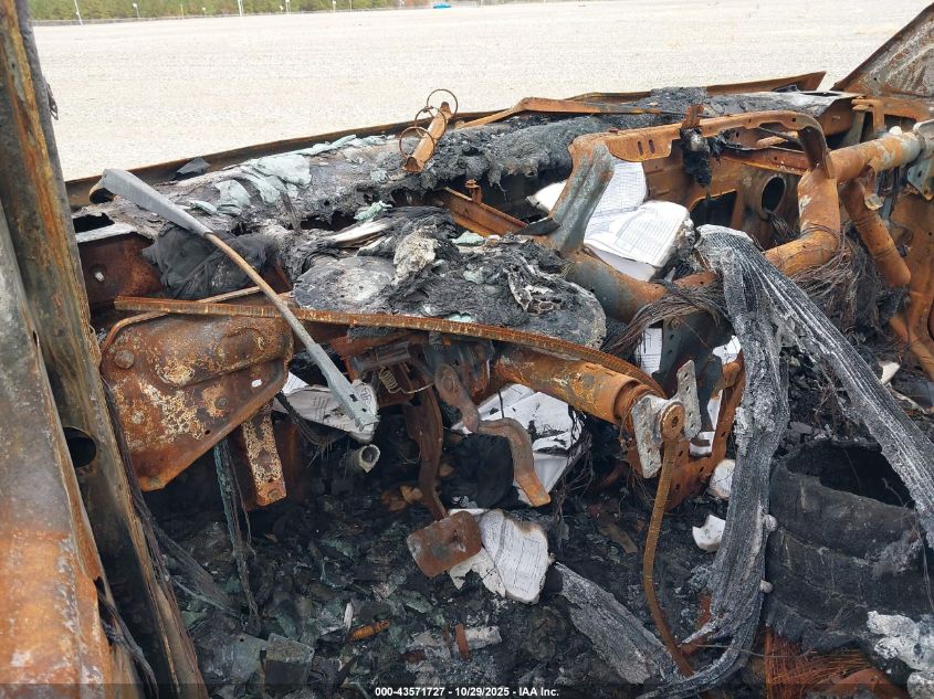 2023 Mercedes-Benz Sprinter 2500 Standard Roof 4-Cyl Diesel VIN: W1Y4KBHY3PT145300 Lot: 43571727