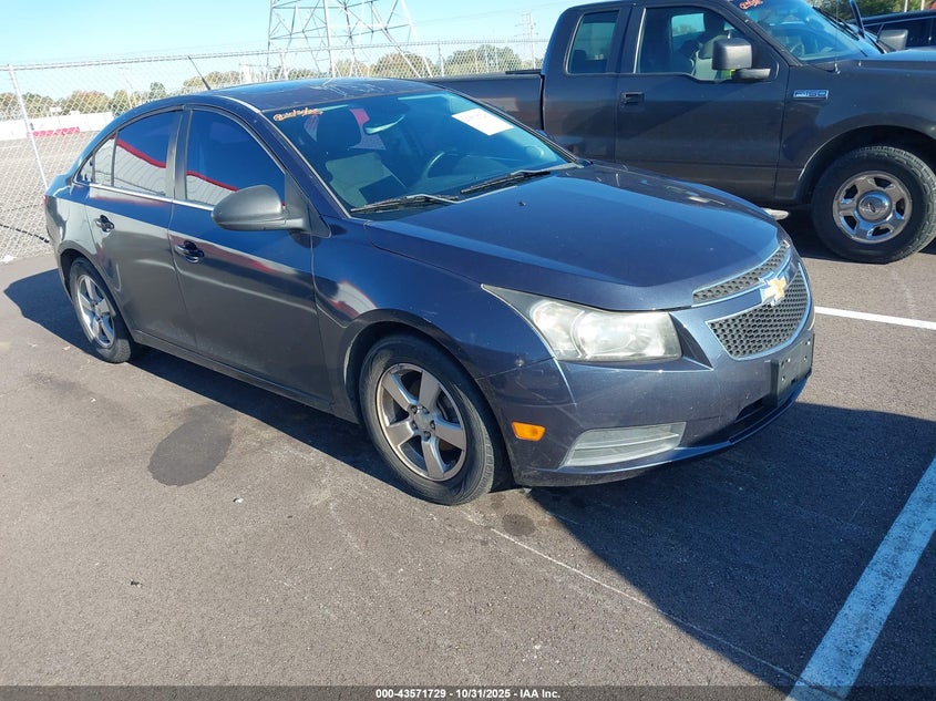 CHEVROLET CRUZE 1LT AUTO