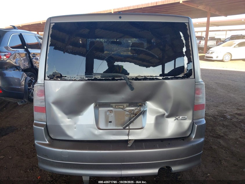 JTLKT324964032467 2006 SCION XB photo no. 17