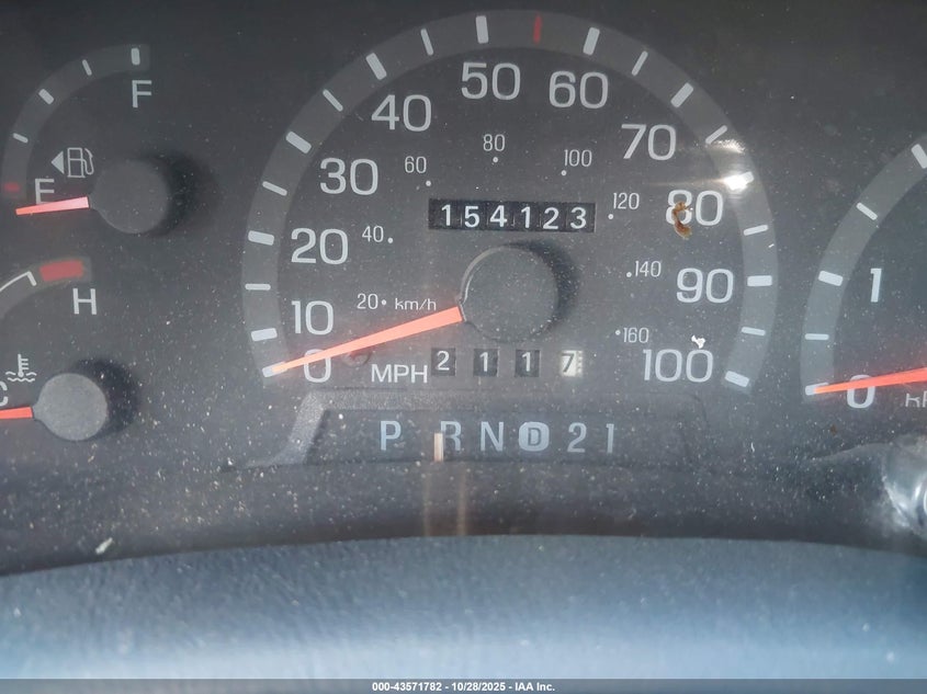 1997 Ford F-150 VIN: 1FTDX1767VKB23772 Lot: 43571782