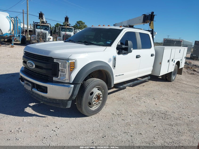 1FD0W5HT6KEG10528 2019 FORD F550 photo no. 2