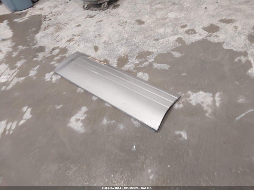 2001 Subaru Outback H6-3.0 VIN: 4S3BH806417640189 Lot: 43571844