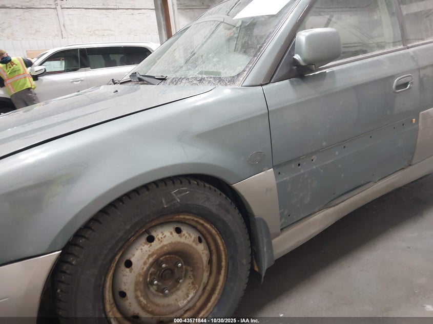 2001 Subaru Outback H6-3.0 VIN: 4S3BH806417640189 Lot: 43571844