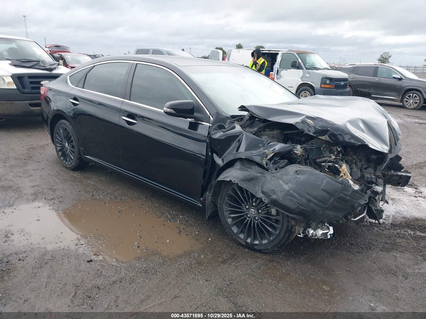 TOYOTA AVALON TOURING