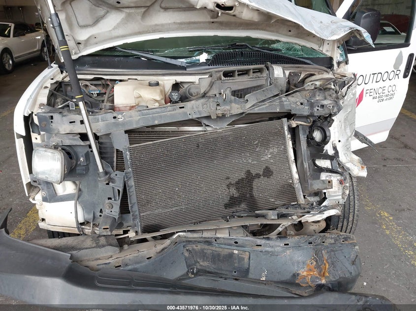 2005 Chevrolet Express VIN: 1GCGG25V051200226 Lot: 43571976