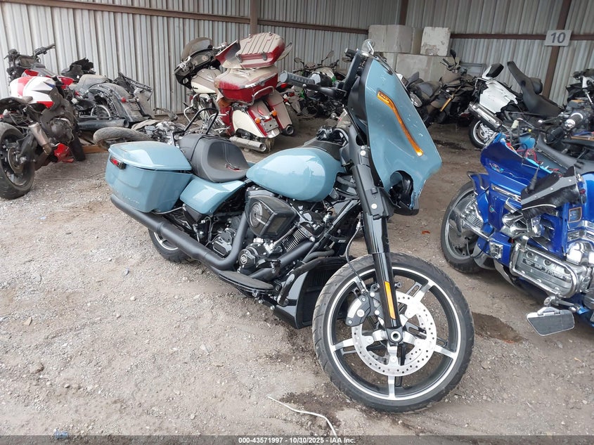 2024 Harley-Davidson Flhx