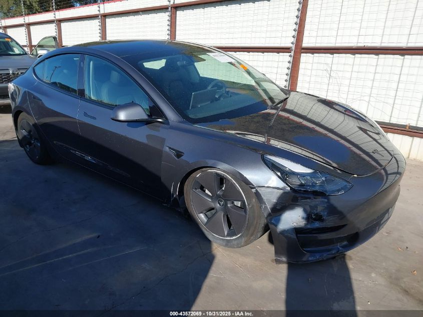 TESLA MODEL 3 REAR-WHEEL DRIVE