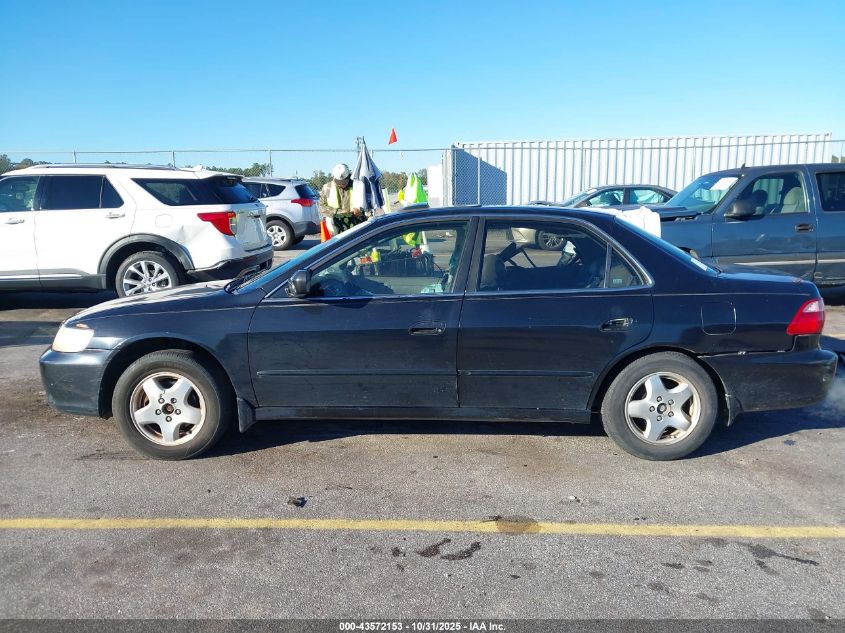 2000 Honda Accord 3.0 Ex VIN: 1HGCG1656YA053391 Lot: 43572153