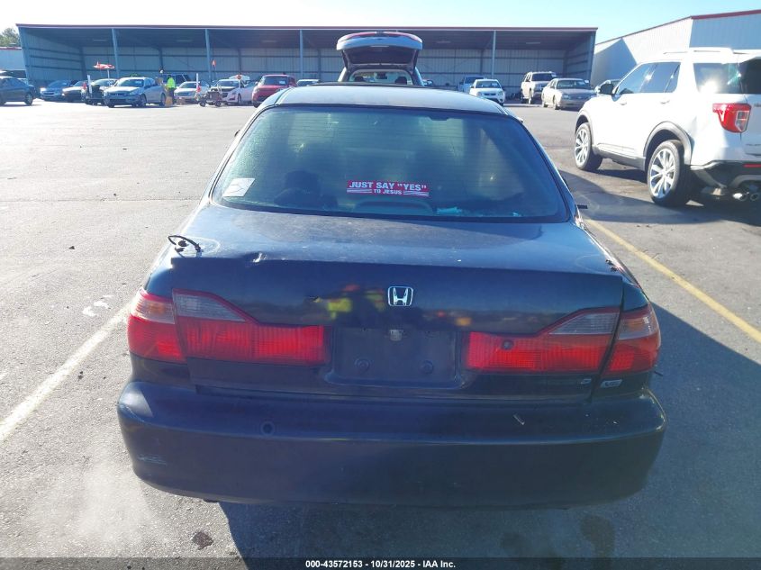 2000 Honda Accord 3.0 Ex VIN: 1HGCG1656YA053391 Lot: 43572153