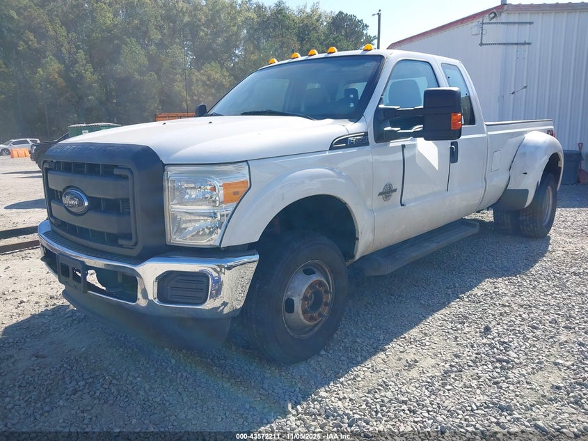 1FT8X3DT4GEC22896 2016 FORD F350 photo no. 2