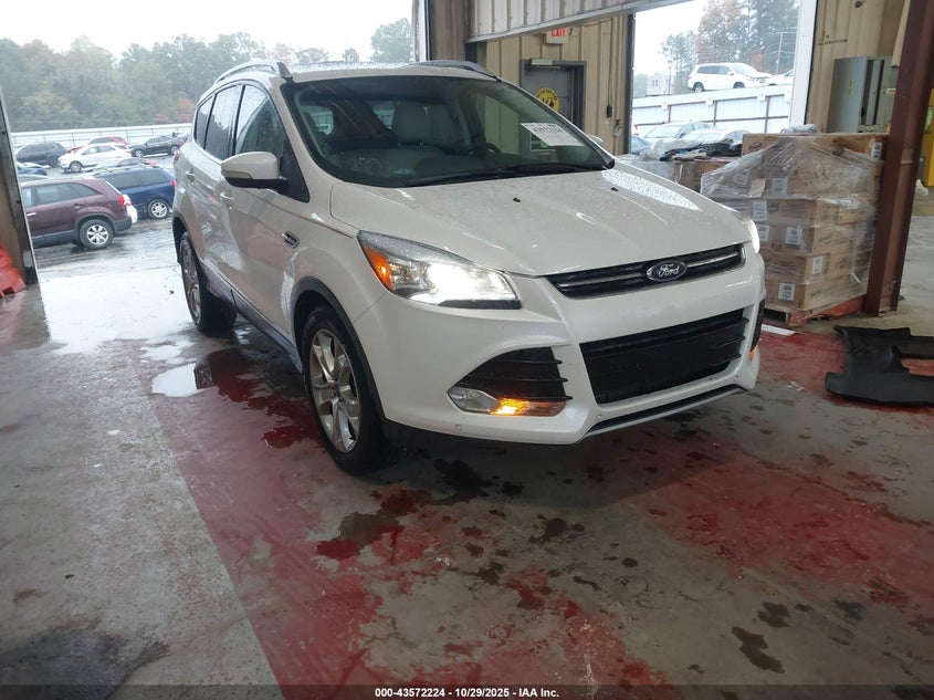 FORD ESCAPE TITANIUM