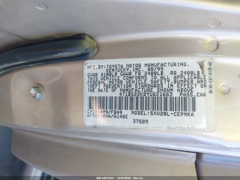 2000 Toyota Camry Ce/Le/Xle VIN: 4T1BG22K8YU621663 Lot: 43572231